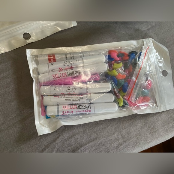 Cat stuff bundle - Picture 3 of 4